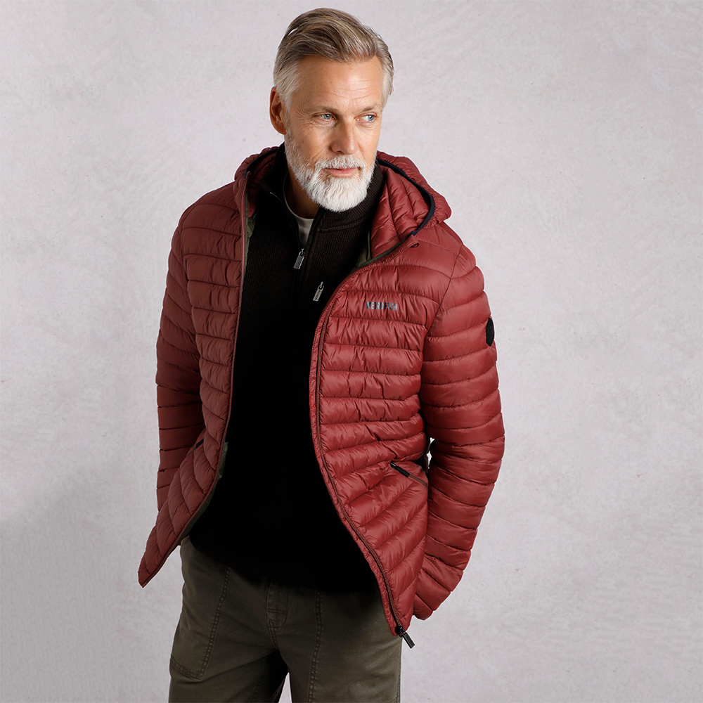 Weird Fish Flete Lightweight Showerproof Padded Jacket (Foxberry)