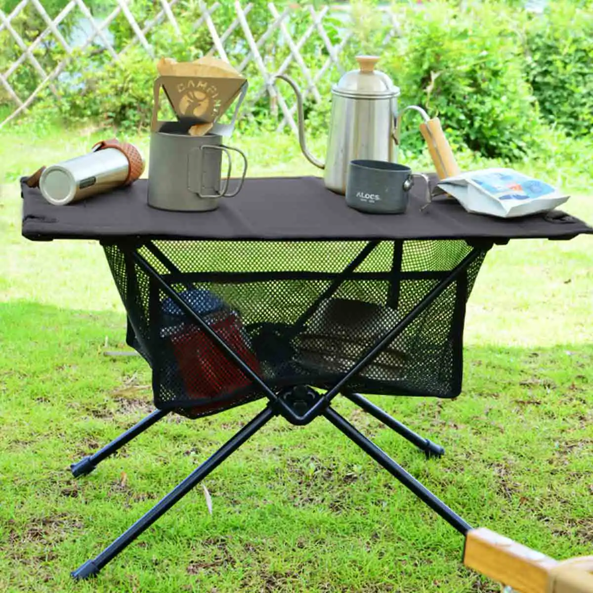 Livingandhome AluMesh Camp Table