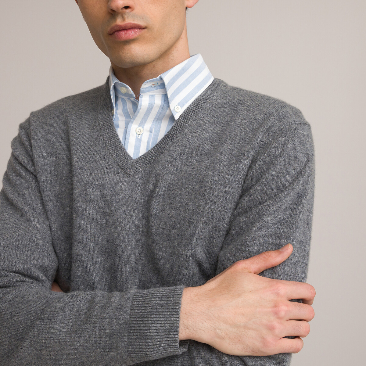 Recycled Cashmere V-Neck Jumper, Made in Europe Recycled Cashmere V-Neck Jumper, Made in Europe
