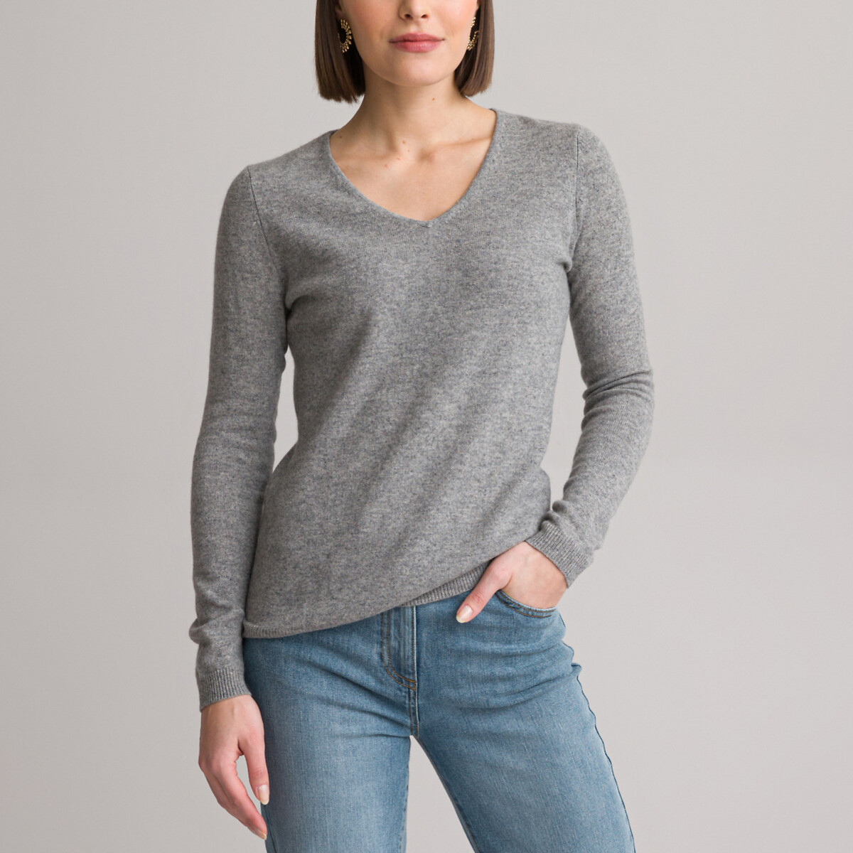 Cashmere V-Neck Jumper in Fine Knit